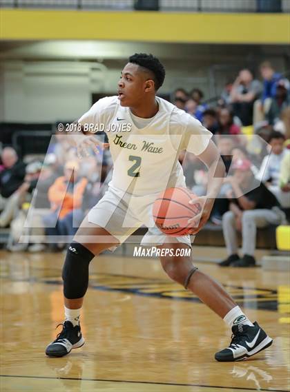 Thumbnail 2 in Gallatin vs Station Camp (TSSAA District 9-AAA Quarterfinal) photogallery.