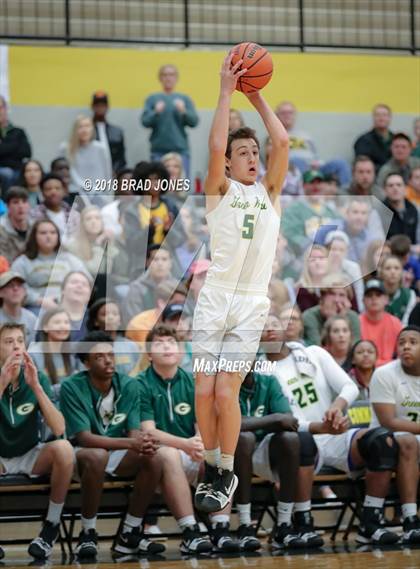 Thumbnail 2 in Gallatin vs Station Camp (TSSAA District 9-AAA Quarterfinal) photogallery.
