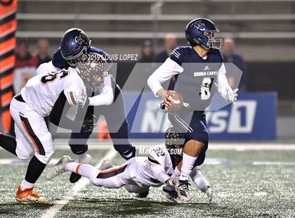 Thumbnail 2 in Central vs. Sierra Canyon (CIF State DIV 1AA Championship Final) photogallery.