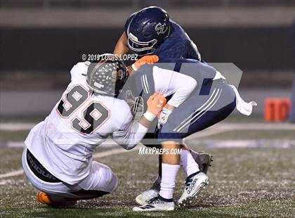 Thumbnail 2 in Central vs. Sierra Canyon (CIF State DIV 1AA Championship Final) photogallery.