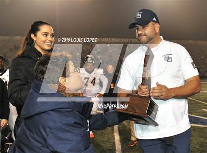 Thumbnail 1 in Central vs. Sierra Canyon (CIF State DIV 1AA Championship Final) photogallery.