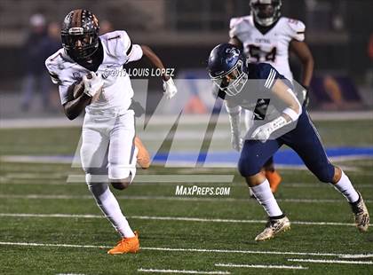 Thumbnail 3 in Central vs. Sierra Canyon (CIF State DIV 1AA Championship Final) photogallery.