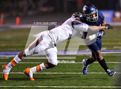 Thumbnail 1 in Central vs. Sierra Canyon (CIF State DIV 1AA Championship Final) photogallery.