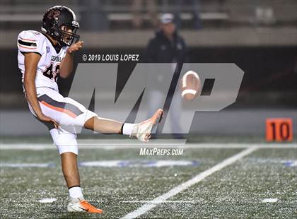 Thumbnail 3 in Central vs. Sierra Canyon (CIF State DIV 1AA Championship Final) photogallery.
