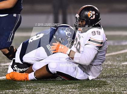 Thumbnail 2 in Central vs. Sierra Canyon (CIF State DIV 1AA Championship Final) photogallery.