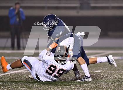 Thumbnail 1 in Central vs. Sierra Canyon (CIF State DIV 1AA Championship Final) photogallery.