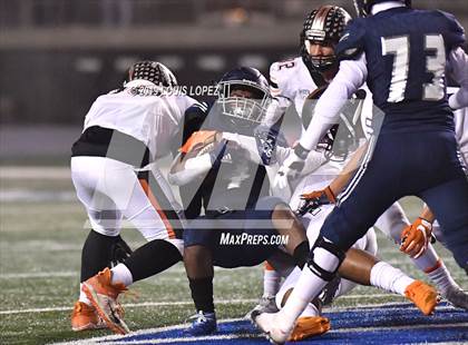 Thumbnail 3 in Central vs. Sierra Canyon (CIF State DIV 1AA Championship Final) photogallery.