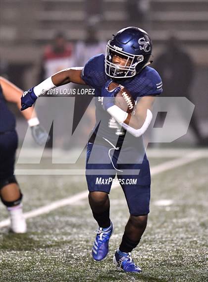 Thumbnail 1 in Central vs. Sierra Canyon (CIF State DIV 1AA Championship Final) photogallery.
