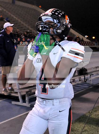 Thumbnail 2 in Central vs. Sierra Canyon (CIF State DIV 1AA Championship Final) photogallery.