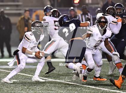 Thumbnail 3 in Central vs. Sierra Canyon (CIF State DIV 1AA Championship Final) photogallery.