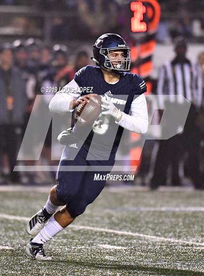 Thumbnail 2 in Central vs. Sierra Canyon (CIF State DIV 1AA Championship Final) photogallery.