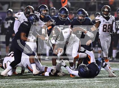 Thumbnail 1 in Central vs. Sierra Canyon (CIF State DIV 1AA Championship Final) photogallery.