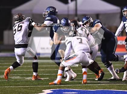 Thumbnail 2 in Central vs. Sierra Canyon (CIF State DIV 1AA Championship Final) photogallery.