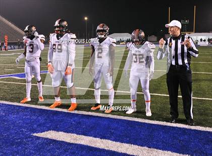 Thumbnail 2 in Central vs. Sierra Canyon (CIF State DIV 1AA Championship Final) photogallery.