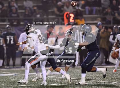 Thumbnail 1 in Central vs. Sierra Canyon (CIF State DIV 1AA Championship Final) photogallery.