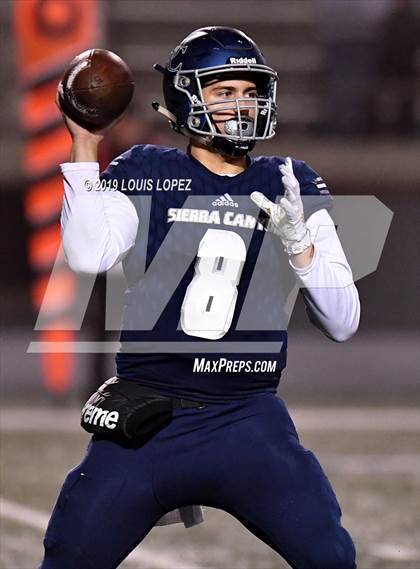 Thumbnail 3 in Central vs. Sierra Canyon (CIF State DIV 1AA Championship Final) photogallery.