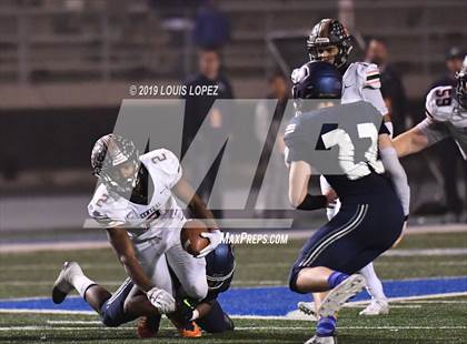 Thumbnail 3 in Central vs. Sierra Canyon (CIF State DIV 1AA Championship Final) photogallery.