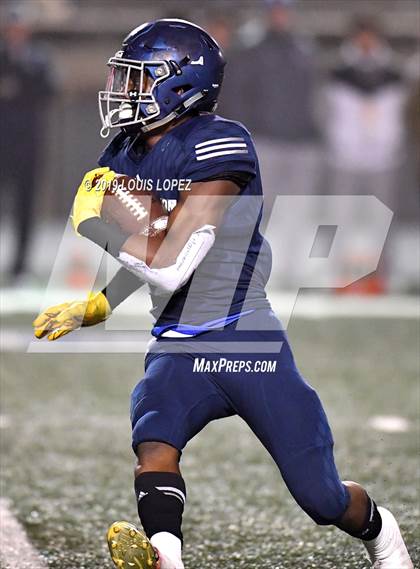Thumbnail 1 in Central vs. Sierra Canyon (CIF State DIV 1AA Championship Final) photogallery.