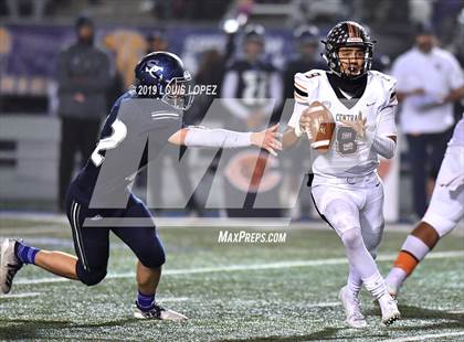 Thumbnail 1 in Central vs. Sierra Canyon (CIF State DIV 1AA Championship Final) photogallery.
