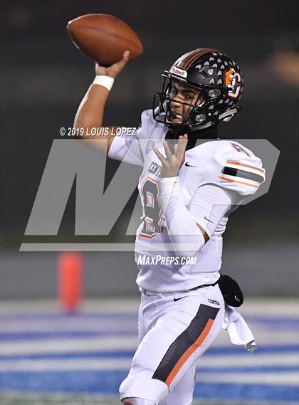 Thumbnail 1 in Central vs. Sierra Canyon (CIF State DIV 1AA Championship Final) photogallery.