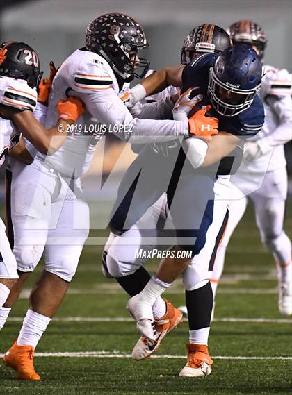 Thumbnail 2 in Central vs. Sierra Canyon (CIF State DIV 1AA Championship Final) photogallery.