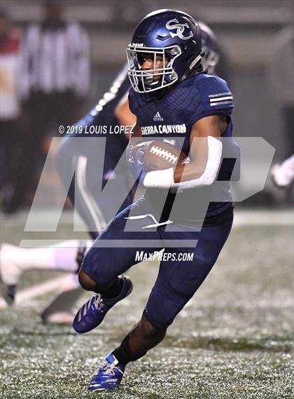 Thumbnail 2 in Central vs. Sierra Canyon (CIF State DIV 1AA Championship Final) photogallery.