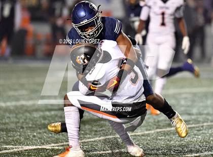 Thumbnail 1 in Central vs. Sierra Canyon (CIF State DIV 1AA Championship Final) photogallery.