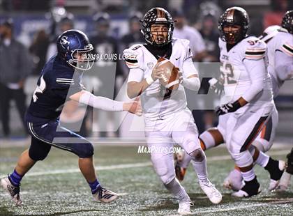 Thumbnail 2 in Central vs. Sierra Canyon (CIF State DIV 1AA Championship Final) photogallery.