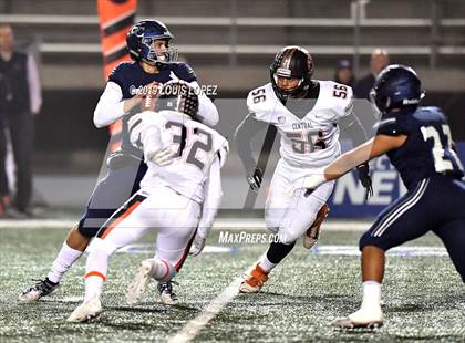 Thumbnail 1 in Central vs. Sierra Canyon (CIF State DIV 1AA Championship Final) photogallery.