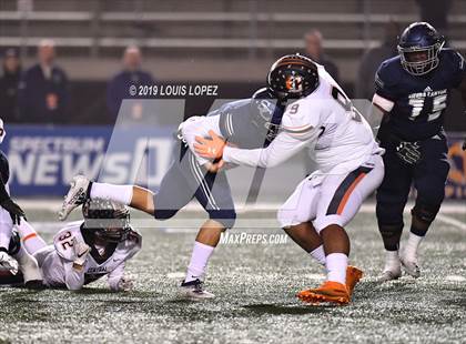 Thumbnail 3 in Central vs. Sierra Canyon (CIF State DIV 1AA Championship Final) photogallery.