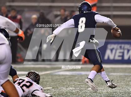 Thumbnail 3 in Central vs. Sierra Canyon (CIF State DIV 1AA Championship Final) photogallery.