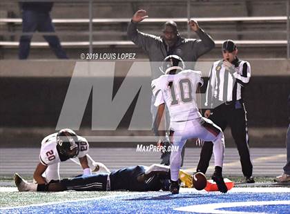 Thumbnail 1 in Central vs. Sierra Canyon (CIF State DIV 1AA Championship Final) photogallery.