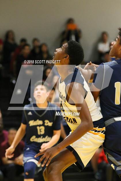 Thumbnail 3 in Mater Dei Catholic @ Rancho Christian (Rancho Christian Basketball Showcase) photogallery.