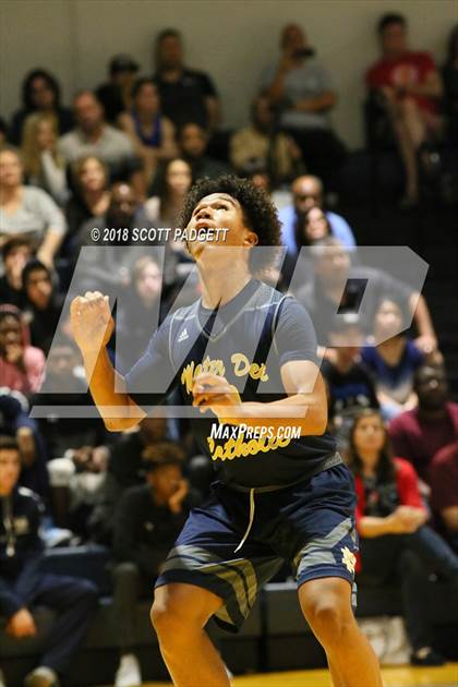Thumbnail 3 in Mater Dei Catholic @ Rancho Christian (Rancho Christian Basketball Showcase) photogallery.