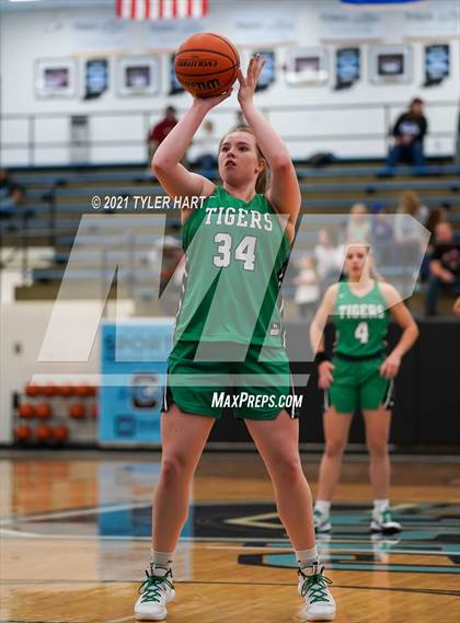 Thumbnail 2 in Triton Central @ Cascade photogallery.
