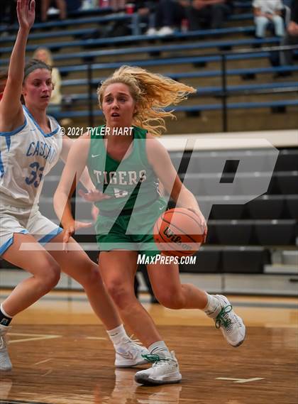 Thumbnail 3 in Triton Central @ Cascade photogallery.