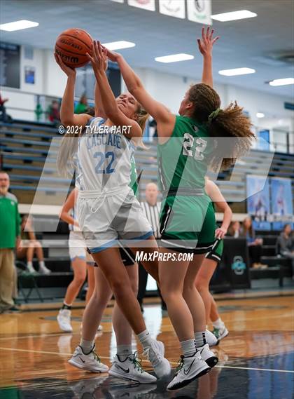 Thumbnail 3 in Triton Central @ Cascade photogallery.
