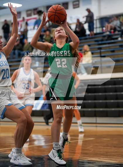 Thumbnail 1 in Triton Central @ Cascade photogallery.