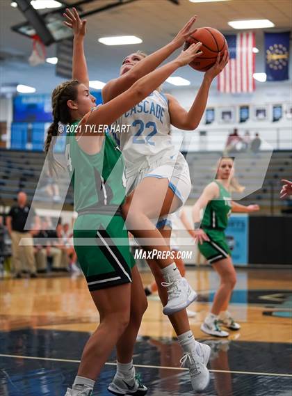 Thumbnail 2 in Triton Central @ Cascade photogallery.