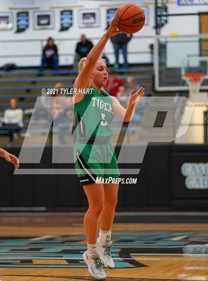 Thumbnail 2 in Triton Central @ Cascade photogallery.