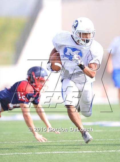 Thumbnail 3 in Midlothian vs. Frisco Centennial (Scrimmage) photogallery.