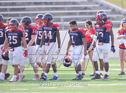 Thumbnail 2 in Midlothian vs. Frisco Centennial (Scrimmage) photogallery.