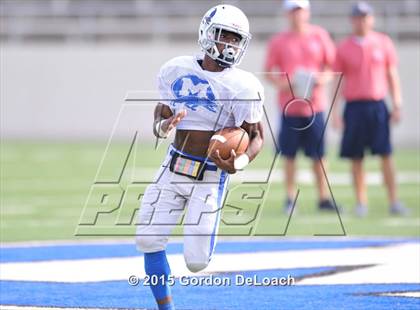 Thumbnail 2 in Midlothian vs. Frisco Centennial (Scrimmage) photogallery.