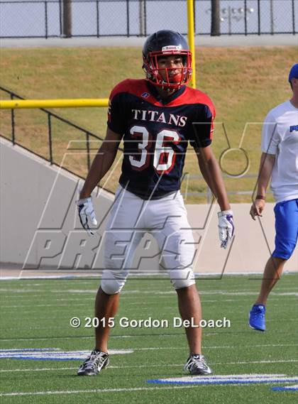 Thumbnail 2 in Midlothian vs. Frisco Centennial (Scrimmage) photogallery.