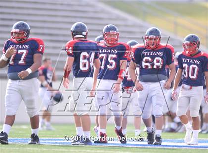 Thumbnail 2 in Midlothian vs. Frisco Centennial (Scrimmage) photogallery.