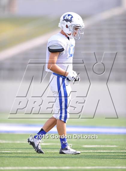 Thumbnail 2 in Midlothian vs. Frisco Centennial (Scrimmage) photogallery.