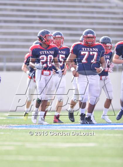 Thumbnail 3 in Midlothian vs. Frisco Centennial (Scrimmage) photogallery.