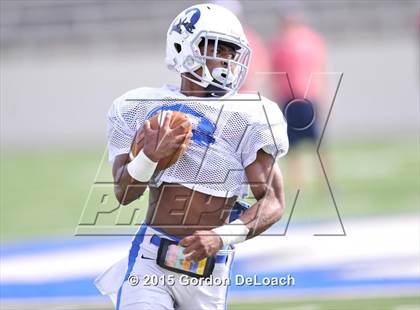 Thumbnail 1 in Midlothian vs. Frisco Centennial (Scrimmage) photogallery.