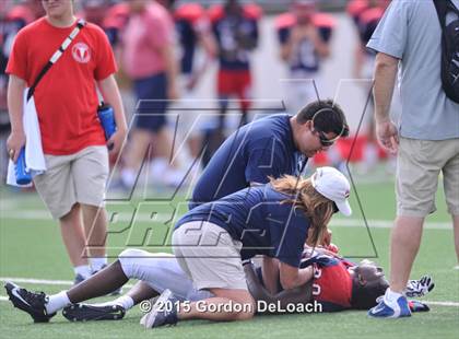 Thumbnail 3 in Midlothian vs. Frisco Centennial (Scrimmage) photogallery.