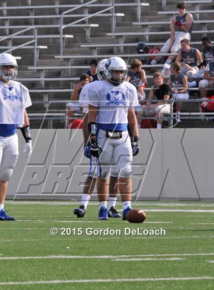 Thumbnail 3 in Midlothian vs. Frisco Centennial (Scrimmage) photogallery.